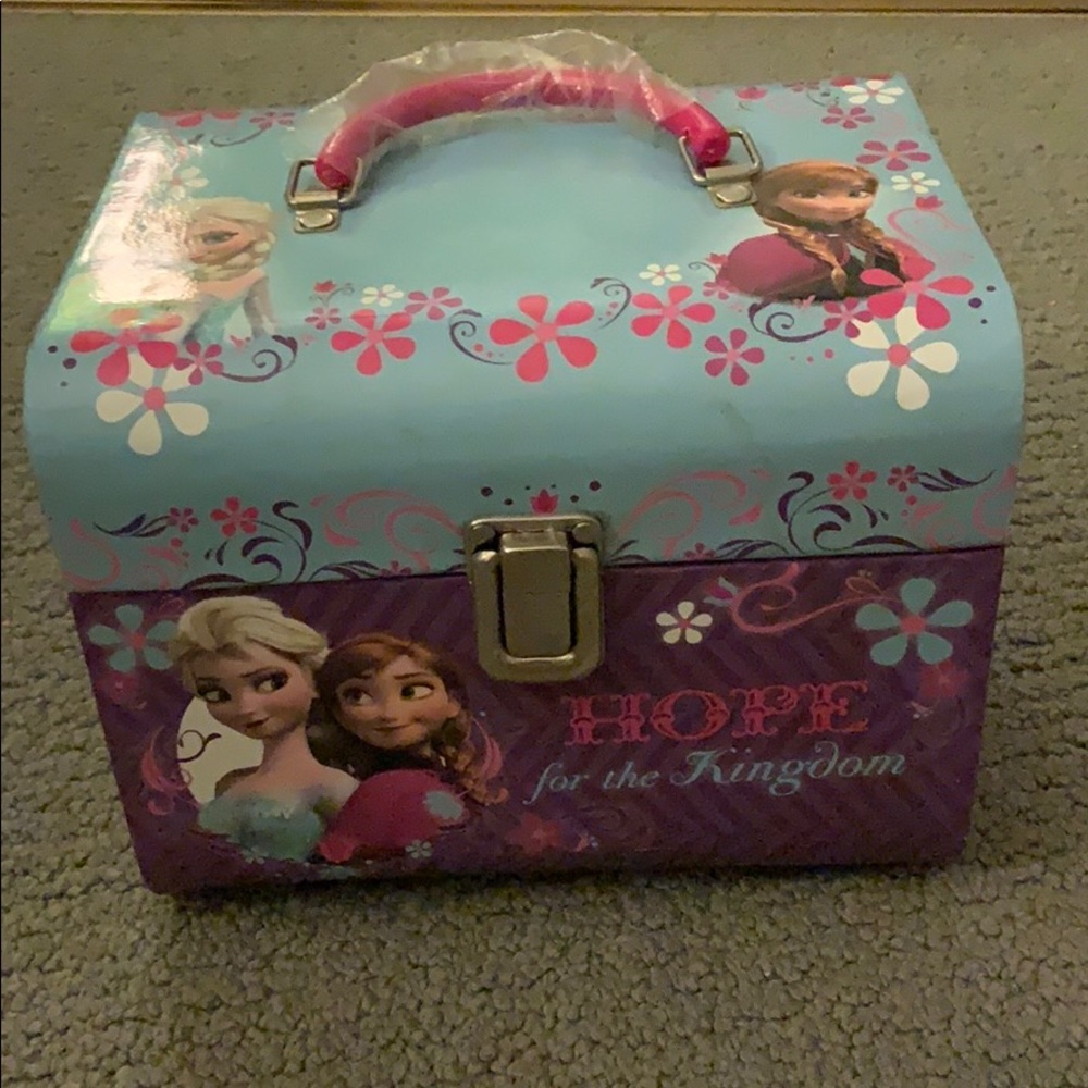 Frozen Box